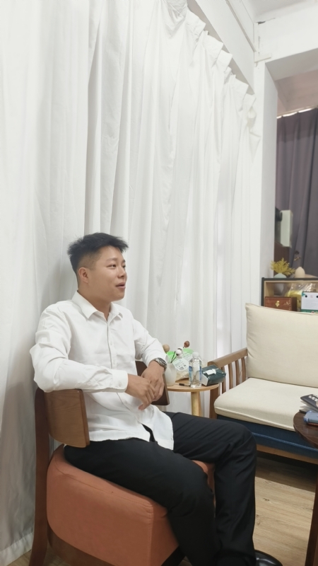 蓝色大海的第一张照片--贺州王婆说媒